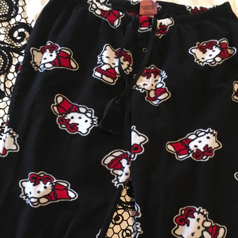 Hello kitty lounge pants 🌹